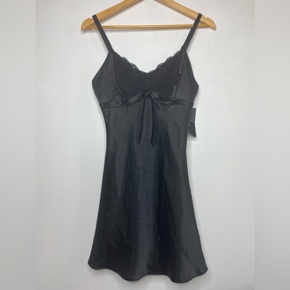 Jones New York Other - NWT Satin Lingerie Babydoll Slip Size Small Lux Feminine